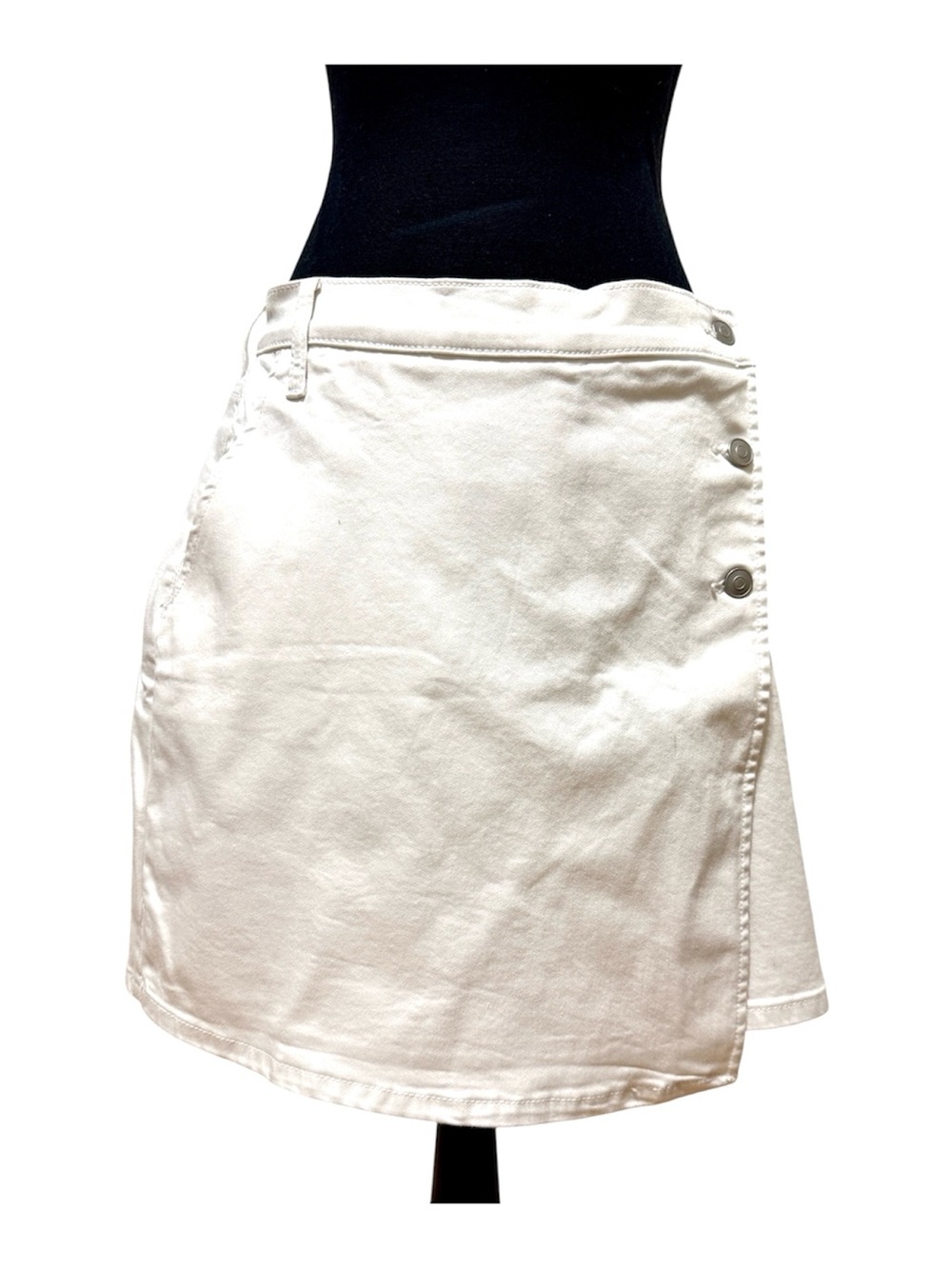 Westport Woman Jean Skort Size 10 White Rigid Denim Mini Wrap Boho NEW